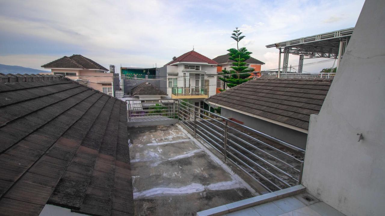 Villa El Nino 5 Bedroom Dengan Rooftop Mountain View Бату Екстер'єр фото
